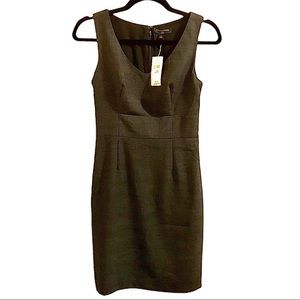 𝅺banana Republic Sleeveless Fitted Charcoal Gray Sheath Dress. NWT